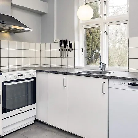 Prázdninový dům 5 Person In *